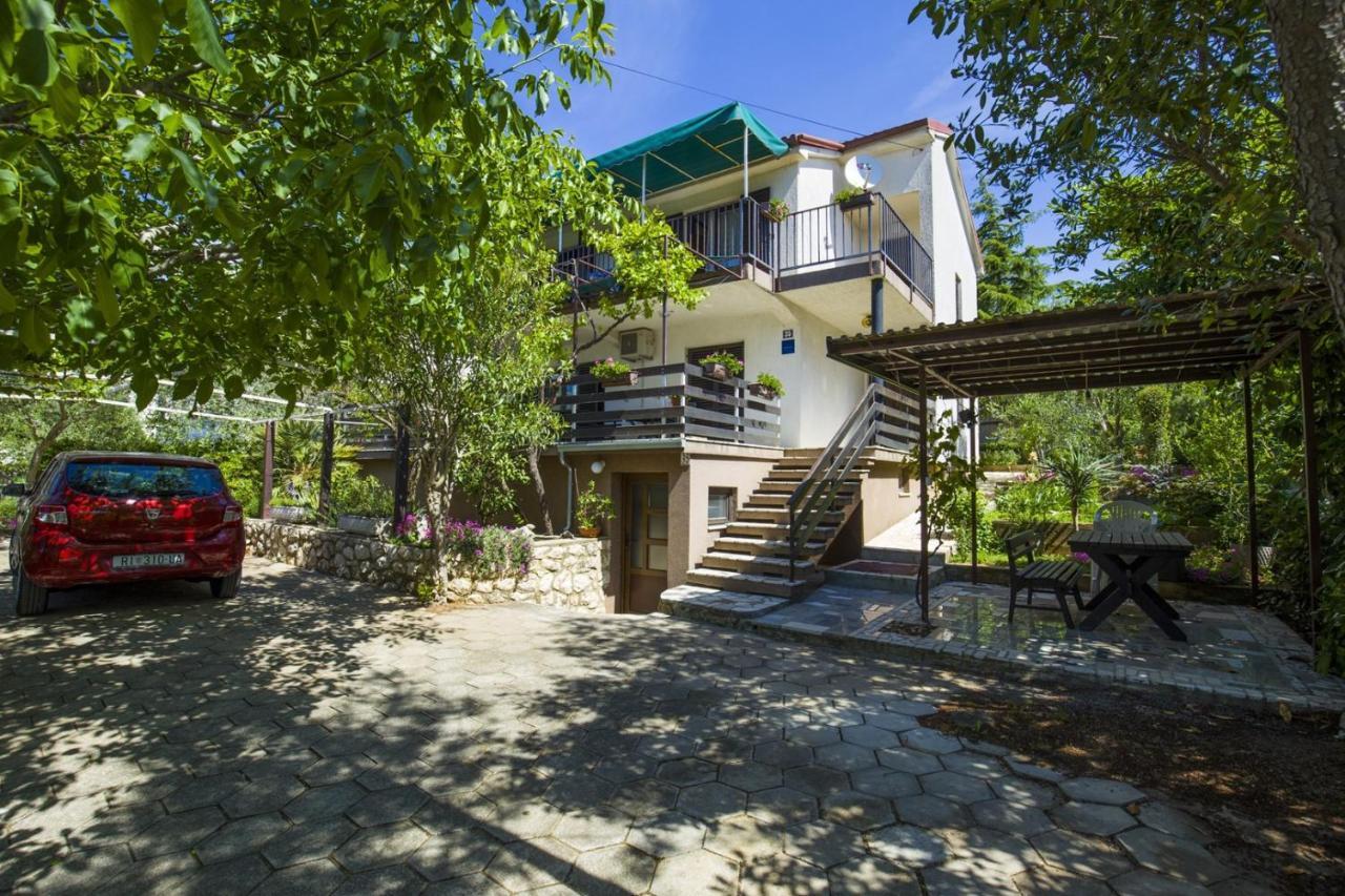 Apartment Vili Pinezici  Exterior photo